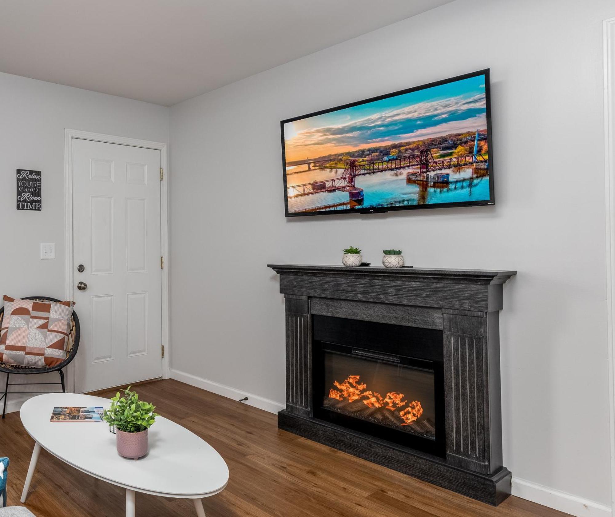 Starved Rock & Ottawa Retreat Amazing Getaway Home エクステリア 写真